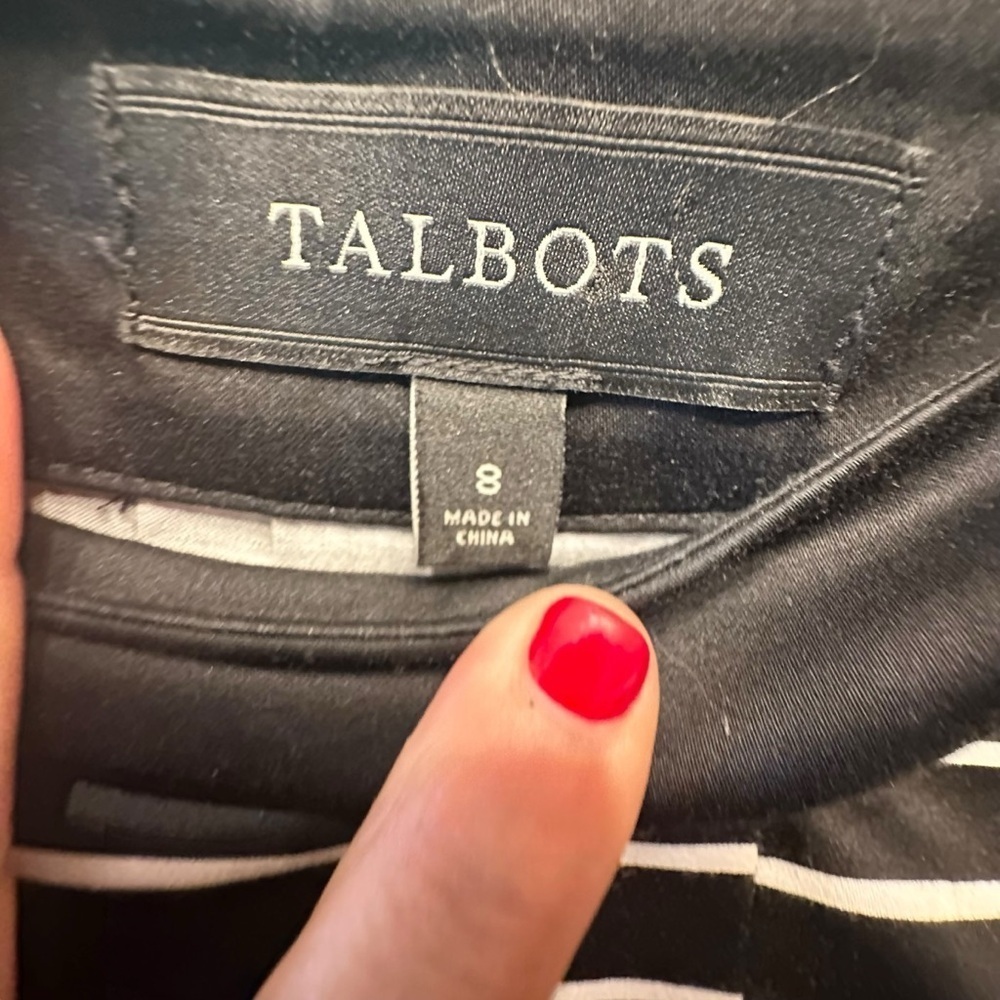 🔴 5 for $40 SALE! 
TALBOTS Pleated ALine Black White Striped Skirt Sz 8 - Picture 9 of 11